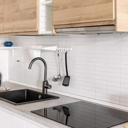 Loft Con Terrazzo - 3 Min Dalle Autostrade By Followgreenhouserome * רומא